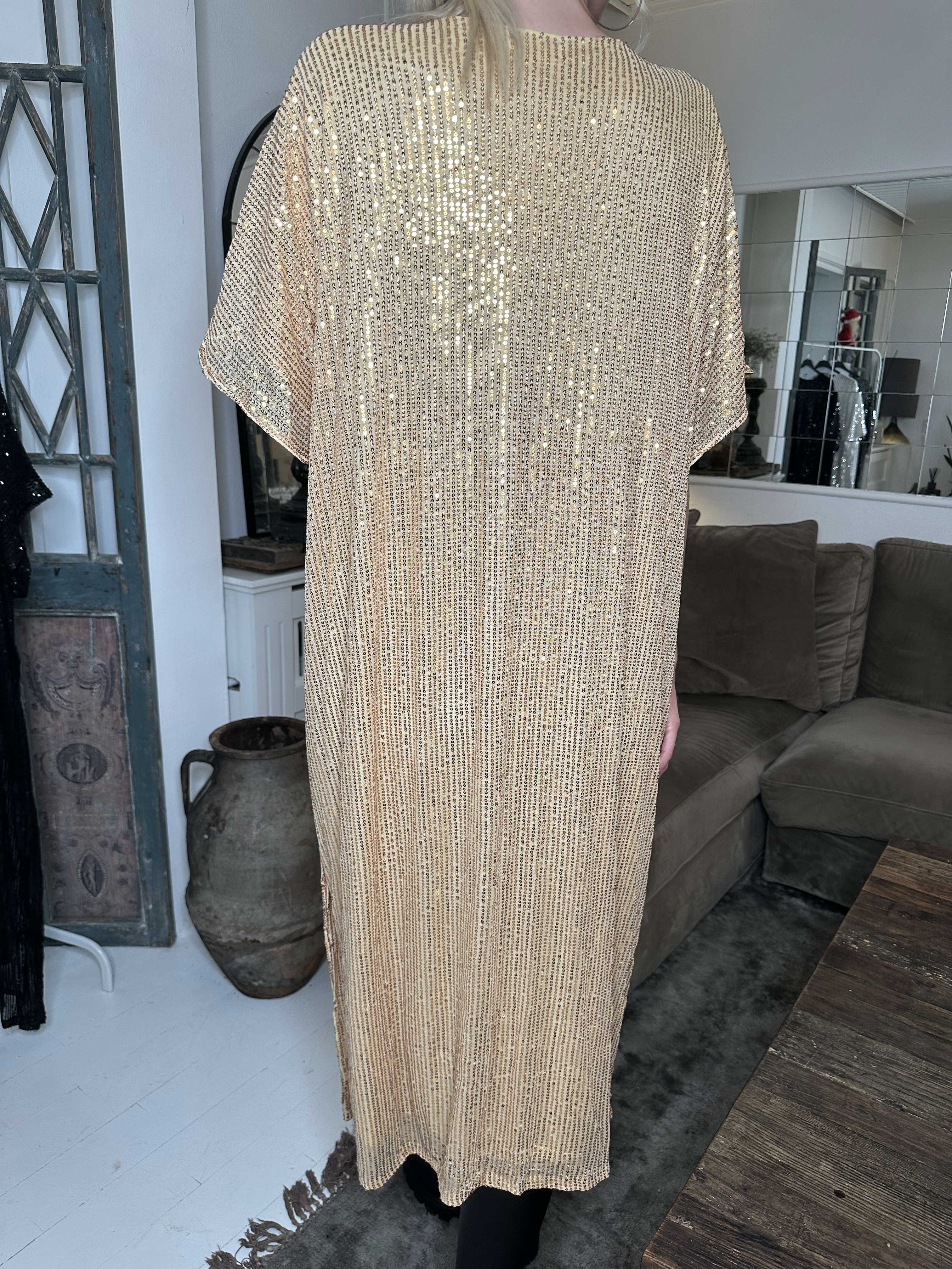 Azmina Long - Lång tunika med lös passform och paljetter